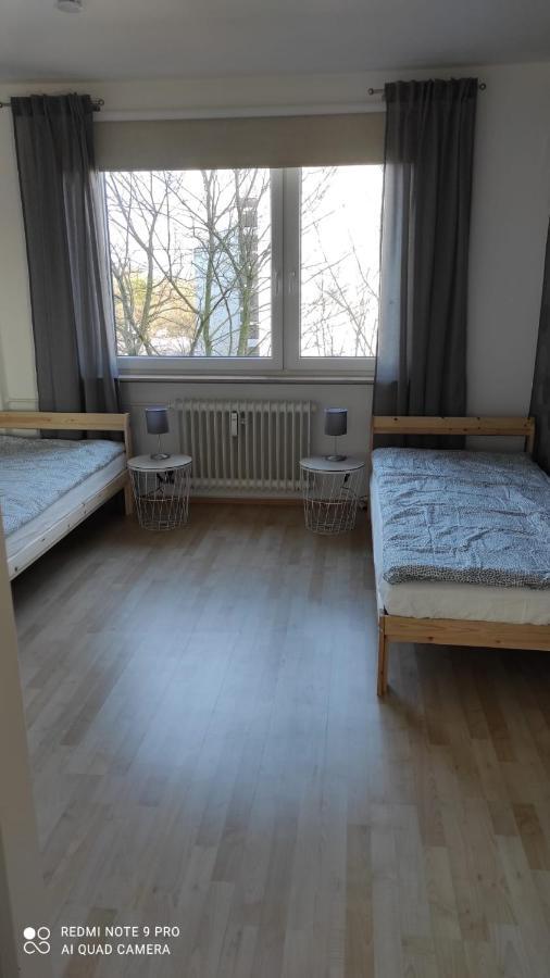 Schoene Und Gemuetliche Wohnung Бремен Экстерьер фото