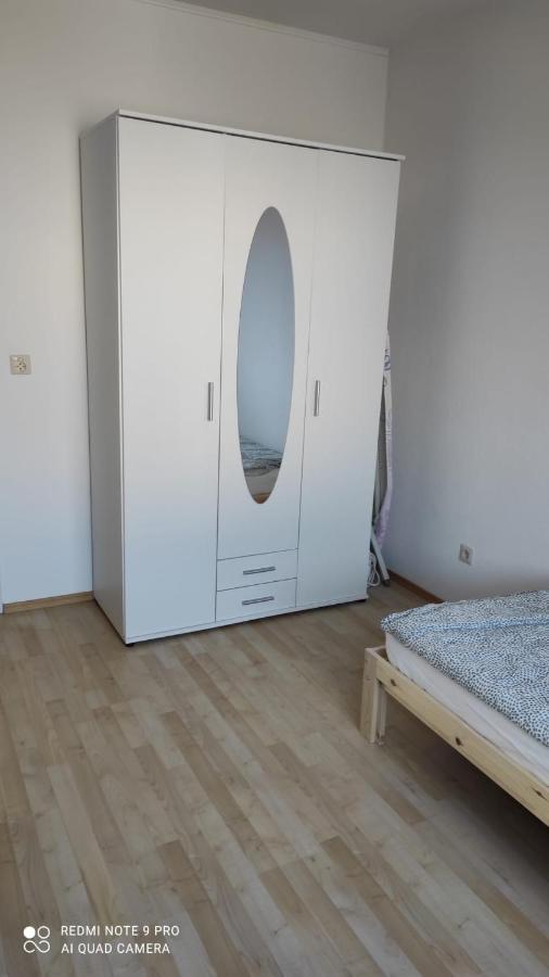 Schoene Und Gemuetliche Wohnung Бремен Экстерьер фото
