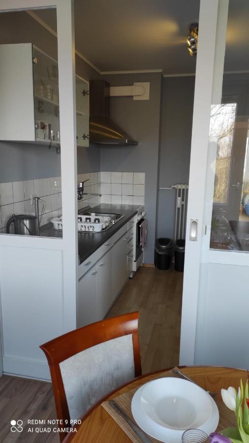 Schoene Und Gemuetliche Wohnung Бремен Экстерьер фото